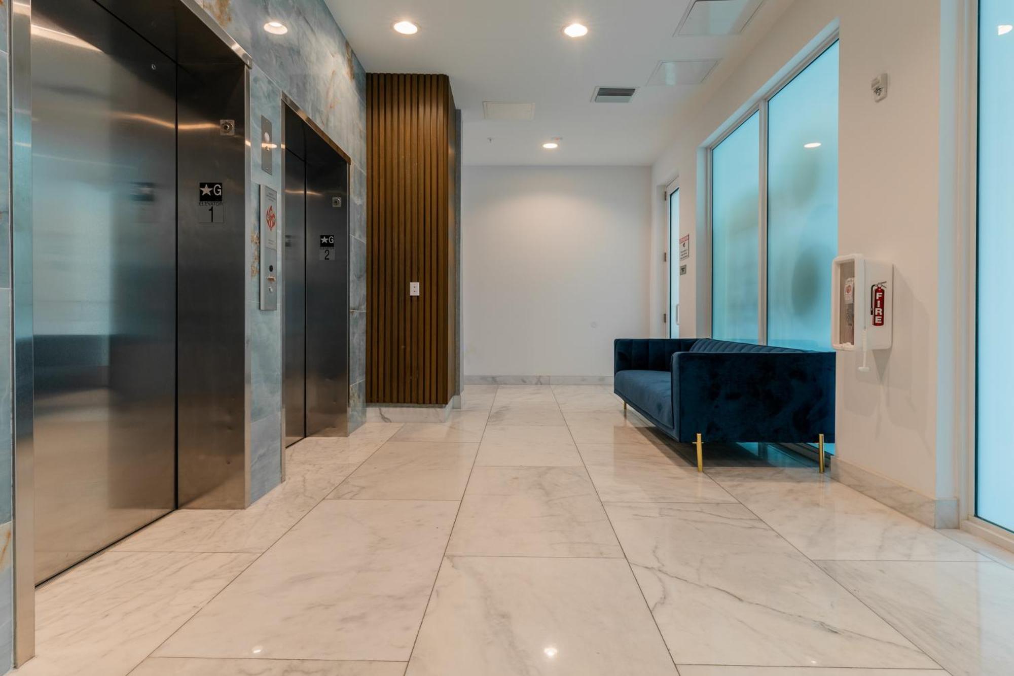 Miami Wood Apart Hotel New 2024 - Private Terrace - Free Garage - Beach 5 Min 好莱坞 外观 照片